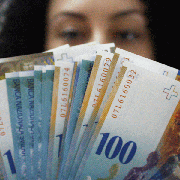 "Împrumutaţii în CHF au plătit mai mult decât cei cu credite în lei" "Împrumutaţii în CHF au plătit mai mult decât cei cu credite în lei"
